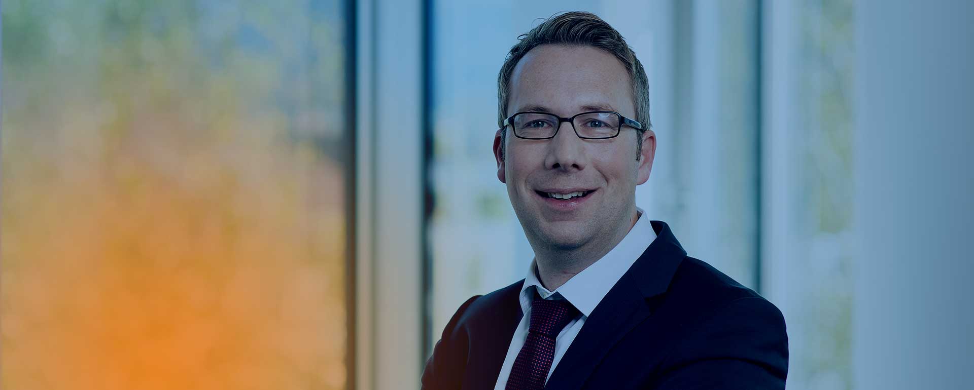 Dr. Anselm Rengshausen – Rechtsanwalt, Fachanwalt für Versicherungsrecht, Freiburg – Bender Harrer Krevet